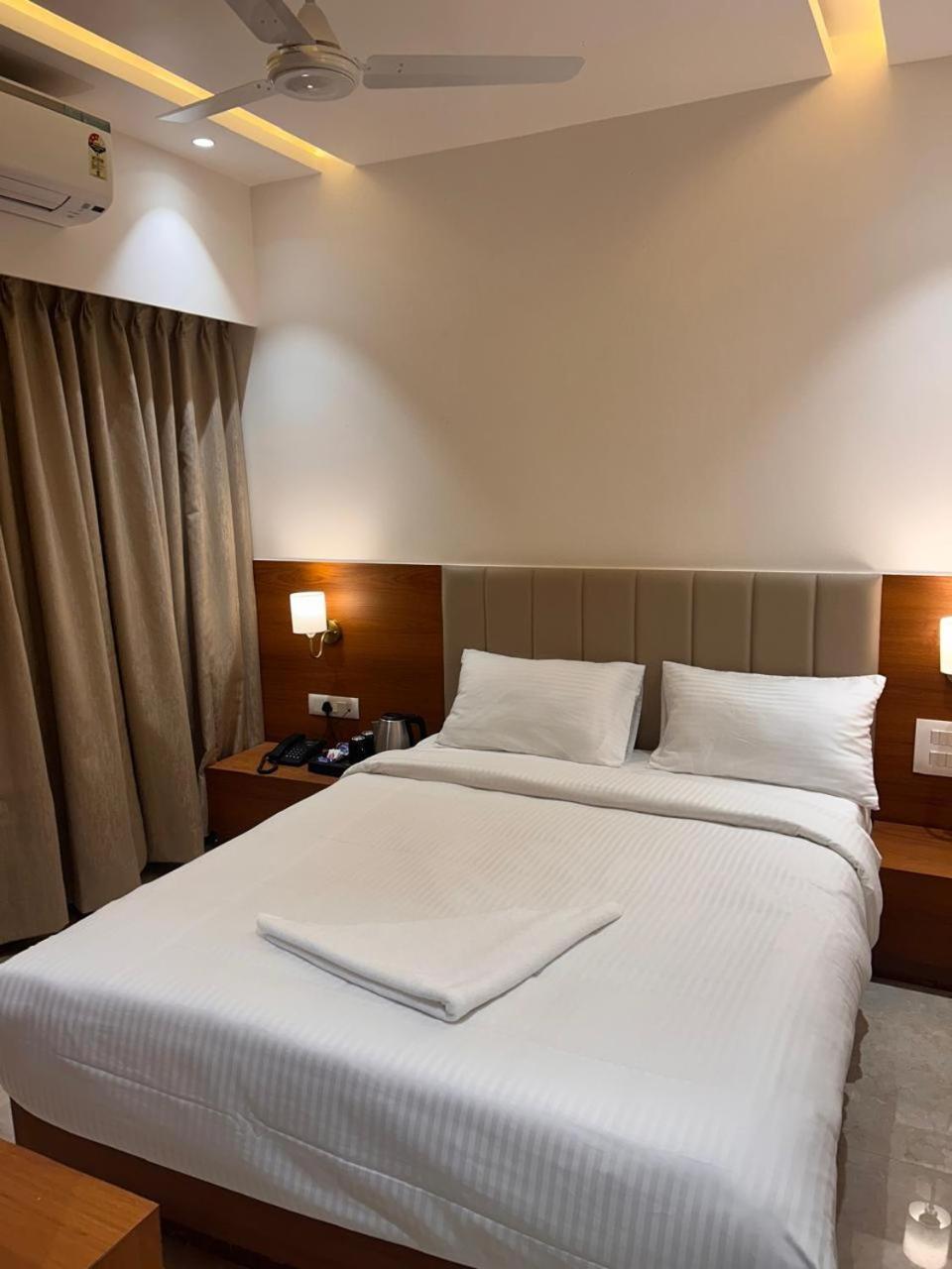 Hotel Neem Heritage Shirdi Dış mekan fotoğraf