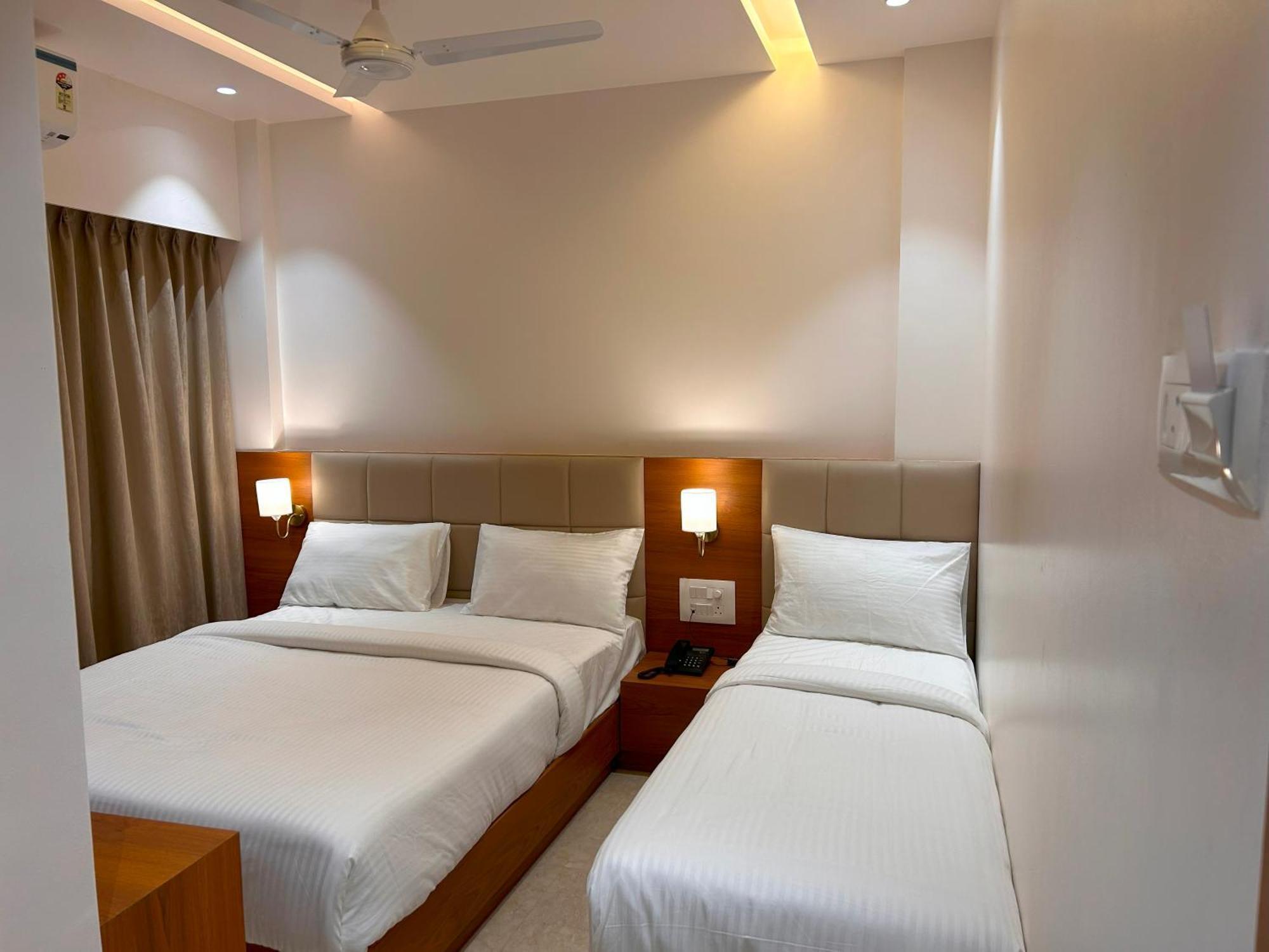 Hotel Neem Heritage Shirdi Dış mekan fotoğraf