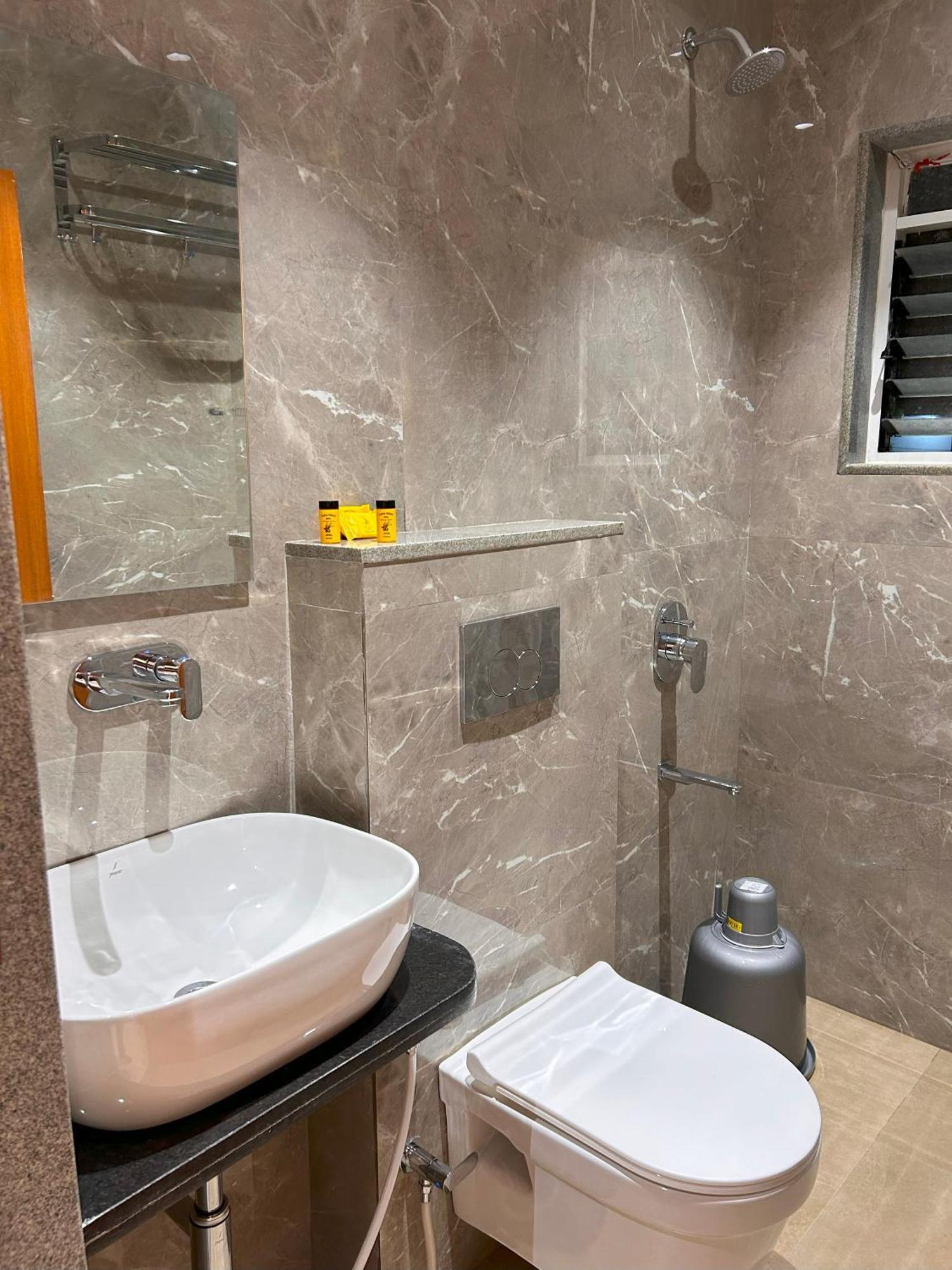 Hotel Neem Heritage Shirdi Dış mekan fotoğraf